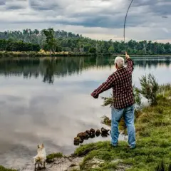 Wielkopolska: Wędkowanie z noclegiem? Odkryj najlepsze łowiska!