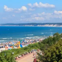 Ile kosztuje nocleg nad morzem? Ceny, porady, jak zaoszczędzić!