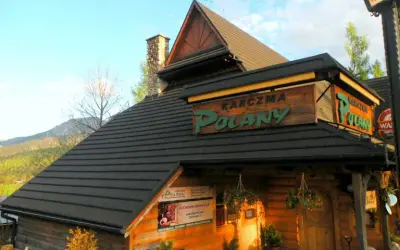 Gdzie zjeść w Małem Cichem? Odkryj smaki Podhala i najlepsze karczmy!
