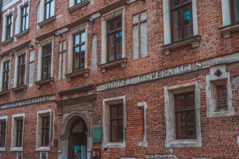 Kraków: Ceny noclegów 2024. Jak znaleźć idealny nocleg taniej?