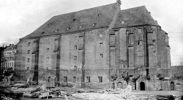 Ponad 90 kościołów w Szczecinie: Liczba, historia i architektoniczne perły.