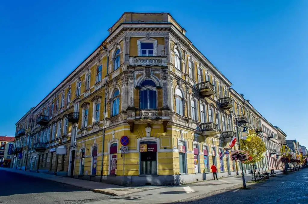 Ulica Żeromskiego Radom zabytkowe kamienice