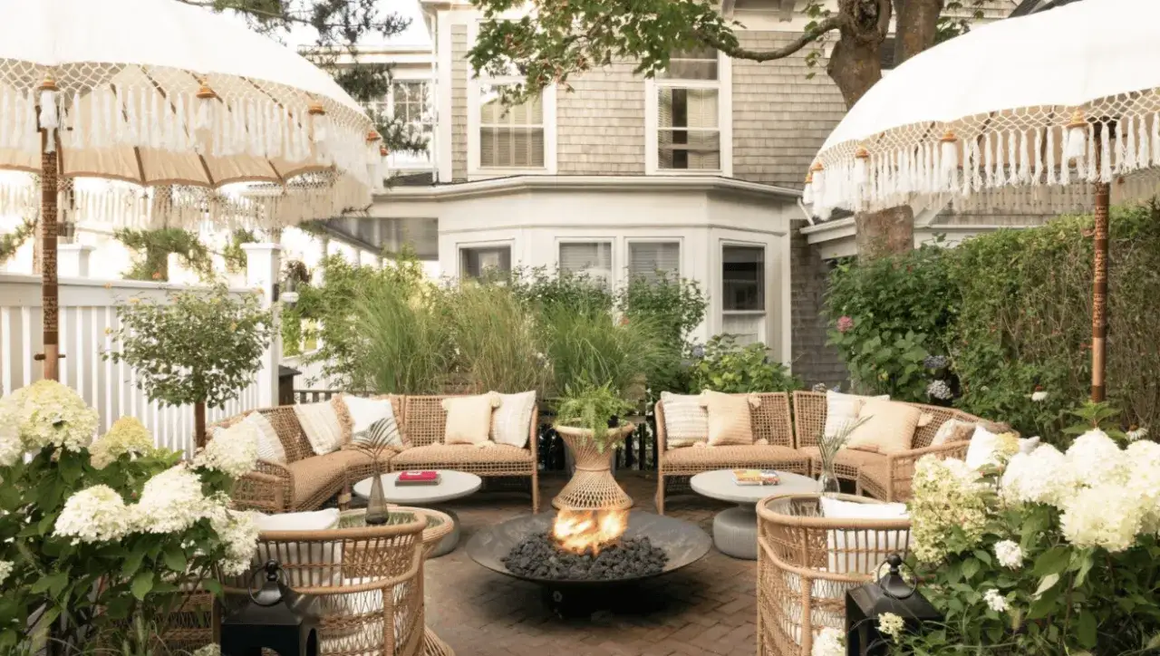 hotel patio design